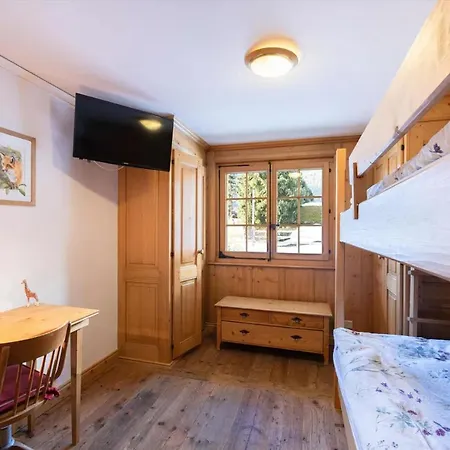 4 Bedroom Chalet Vella For Rent In