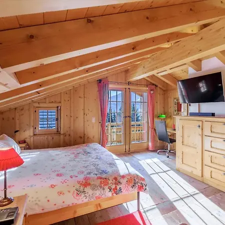 4 Bedroom Chalet Vella For Rent In Holiday home Verbier