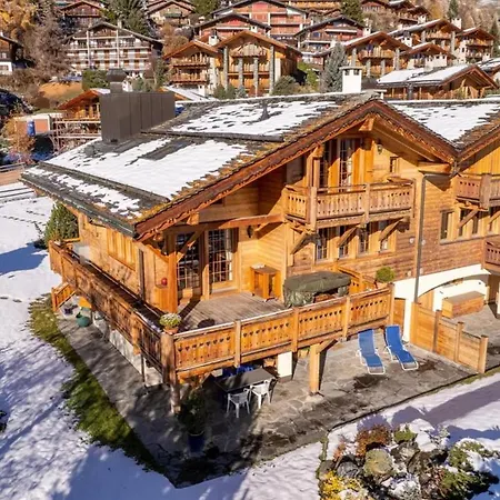 Holiday home 4 Bedroom Chalet Vella For Rent In